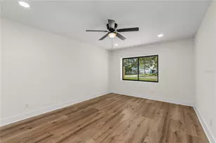 3819 Shore Acres Blvd NE, Saint Petersburg, FL 33703 - Photo 13