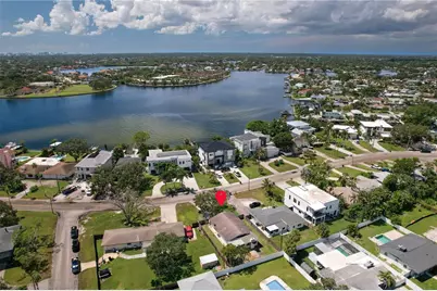 3819 Shore Acres Boulevard NE, Saint Petersburg, FL 33703 - Photo 21