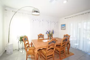 3291 Hilltop Cir, Lakewood Ranch, FL 34211 - Photo 17