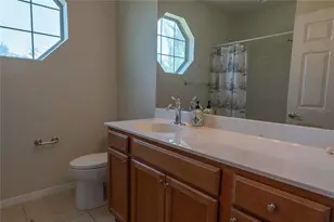 3756 82nd Ave Cir E, Sarasota, FL 34243 - Photo 17