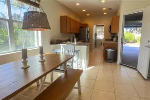 3756 82nd Ave Cir E, Sarasota, FL 34243 - Photo 7