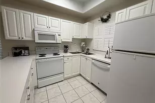 8335 Glen Rose Way, Sarasota, FL 34238 - Photo 3