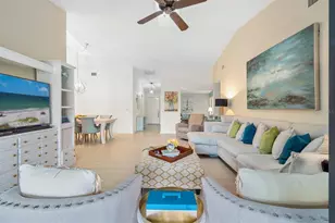 4033 Wilshire Cir E, Sarasota, FL 34238 - Photo 9