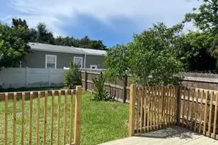 2412 Webber St, Sarasota, FL 34239 - Photo 21