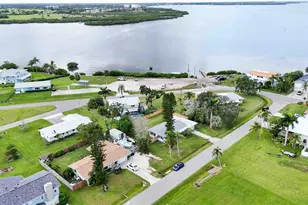 723 45th St Ct W, Palmetto, FL 34221 - Photo 39