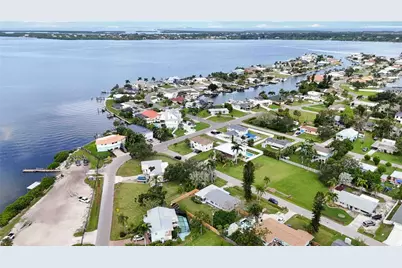 723 45th Street Court W, Palmetto, FL 34221 - Photo 41