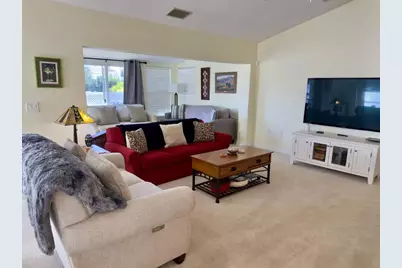 4714 61st Avenue Terrace W, Bradenton, FL 34210 - Photo 9