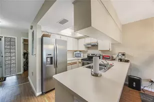 413 Somerset Ln, Palm Harbor, FL 34684 - Photo 5