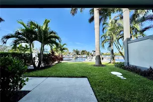 7150 N Tamiami Trl, Sarasota, FL 34243 - Photo 3