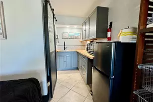 7150 N Tamiami Trl, Sarasota, FL 34243 - Photo 19