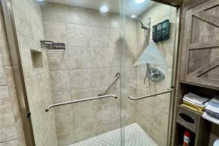 7150 N Tamiami Trl, Sarasota, FL 34243 - Photo 21