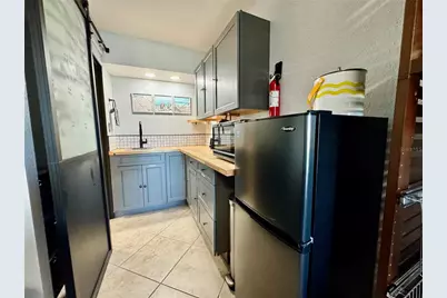 7150 N Tamiami Trail #C133, Sarasota, FL 34243 - Photo 15