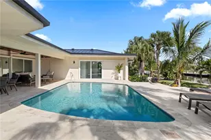 624 Dundee Ln, Holmes Beach, FL 34217 - Photo 53