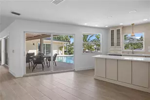 624 Dundee Ln, Holmes Beach, FL 34217 - Photo 19