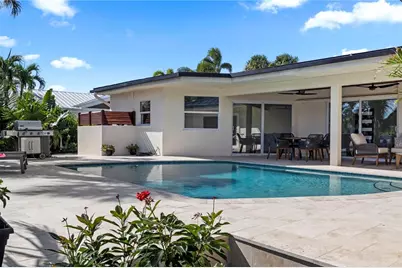 624 Dundee Lane, Holmes Beach, FL 34217 - Photo 57