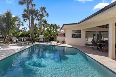 624 Dundee Lane, Holmes Beach, FL 34217 - Photo 49