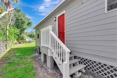 304 21st Street W, Palmetto, FL 34221 - Photo 7