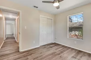 304 21st St W, Palmetto, FL 34221 - Photo 13