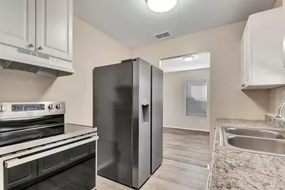 304 21st Street W, Palmetto, FL 34221 - Photo 15