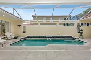 7270 Alicante Dr, Sarasota, FL 34238 - Photo 15