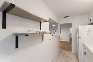 4444 Swift Rd, Sarasota, FL 34231 - Photo 17