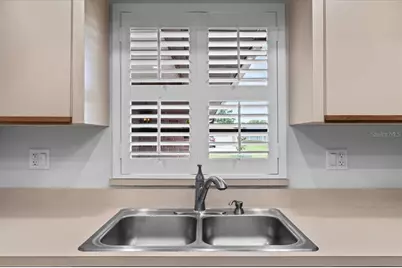 511 Pebble Springs Court, Winter Haven, FL 33884 - Photo 11