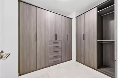 1591 Gulf Of Mexico Drive #314, Longboat Key, FL 34228 - Photo 31