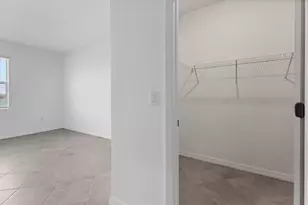 19095 Cabernet Ct, Venice, FL 34293 - Photo 15