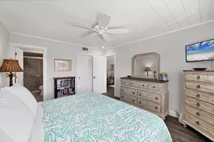 240 Santa Maria St, Venice, FL 34285 - Photo 27