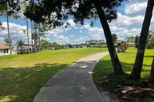 11003 Eagle Bend Dr, Hudson, FL 34667 - Photo 3