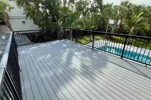 1359 Harbor Dr, Sarasota, FL 34239 - Photo 31