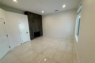 1359 Harbor Dr, Sarasota, FL 34239 - Photo 49