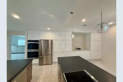 1359 Harbor Drive, Sarasota, FL 34239 - Photo 11