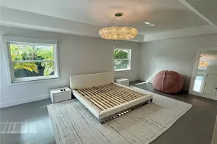 1359 Harbor Dr, Sarasota, FL 34239 - Photo 23