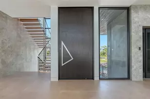 388 S Shore Dr, Sarasota, FL 34234 - Photo 9