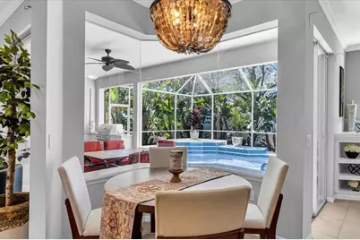 11835 Hollyhock Drive, Lakewood Ranch, FL 34202 - Photo 11