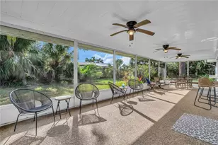 2544 Carlisle Pl, Sarasota, FL 34231 - Photo 37