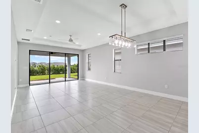 4927 Carova Way, Lakewood Ranch, FL 34211 - Photo 9