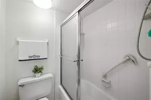 7201 Curtiss Ave, Sarasota, FL 34231 - Photo 21