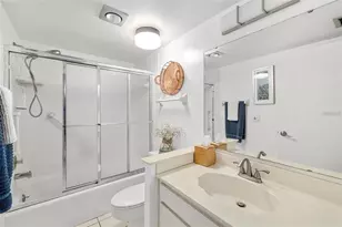 7201 Curtiss Ave, Sarasota, FL 34231 - Photo 25