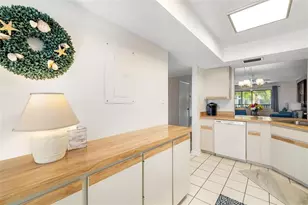 7201 Curtiss Ave, Sarasota, FL 34231 - Photo 11