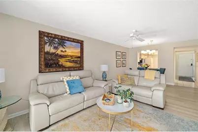 7201 Curtiss Avenue #2D, Sarasota, FL 34231 - Photo 5