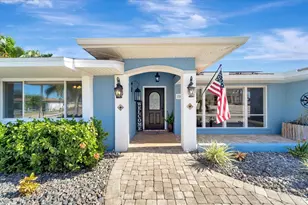 158 Morgan Ln SE, Port Charlotte, FL 33952 - Photo 7