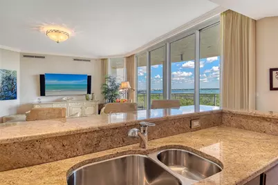 1300 Benjamin Franklin Drive #709, Sarasota, FL 34236 - Photo 17