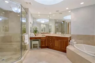 1300 Benjamin Franklin Dr, Sarasota, FL 34236 - Photo 25