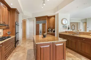 1300 Benjamin Franklin Dr, Sarasota, FL 34236 - Photo 15