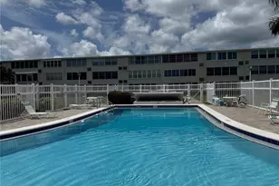 8101 11th St N, Saint Petersburg, FL 33702 - Photo 41