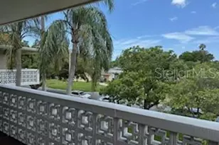 8101 11th St N, Saint Petersburg, FL 33702 - Photo 3