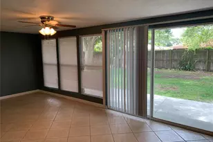 3370 Springmill Cir, Sarasota, FL 34239 - Photo 5