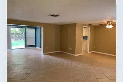 3370 Spring Mill Circle, Sarasota, FL 34239 - Photo 3